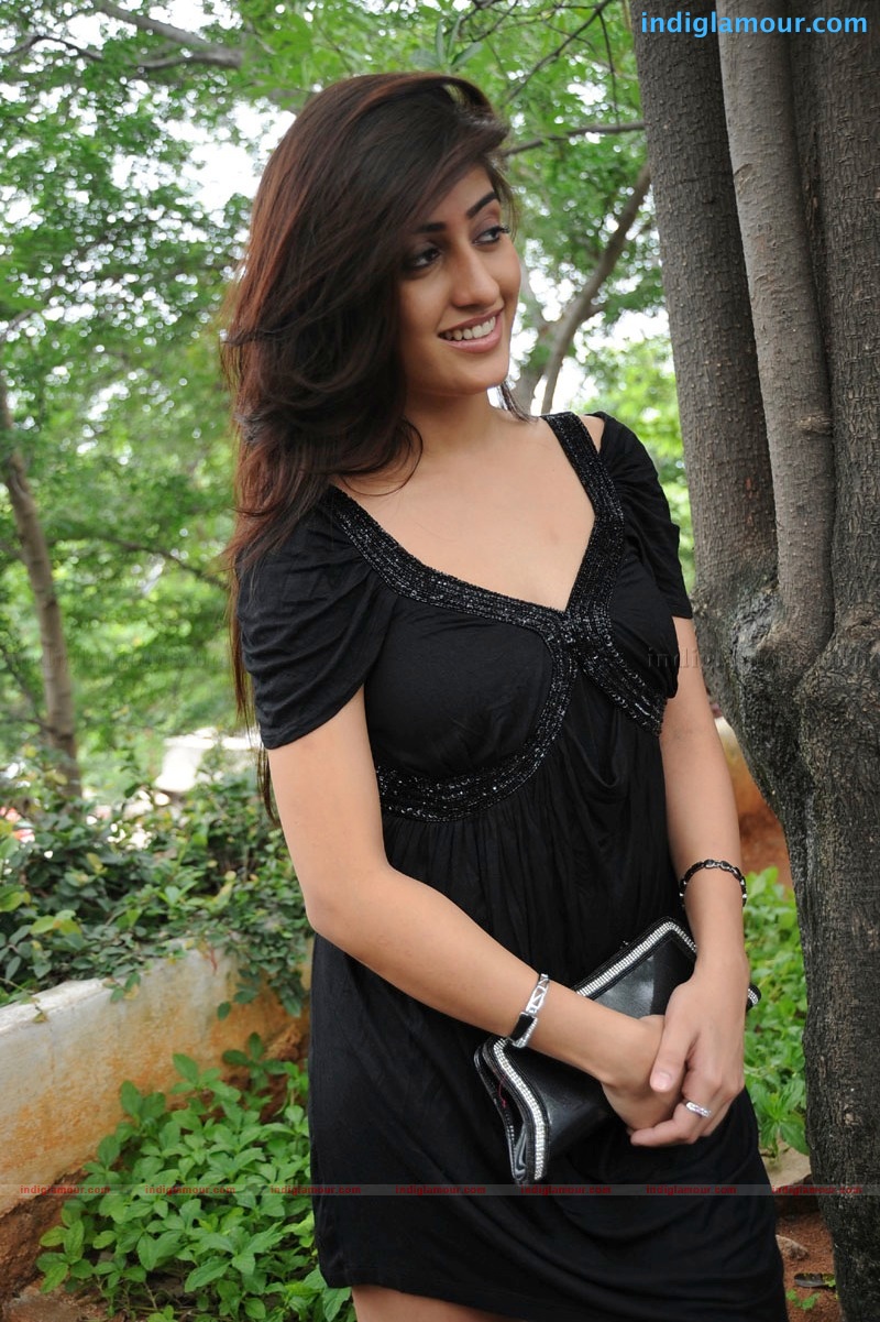 Anisha Singh Actress hd photo