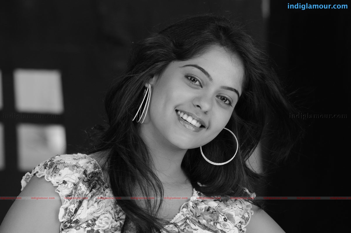 Bindhu Madhavi Actress hd photo
