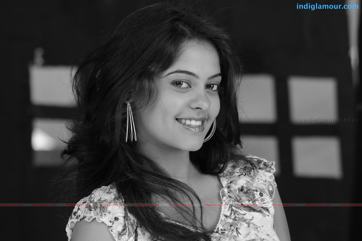 Bindhu Madhavi Actress hd photo
