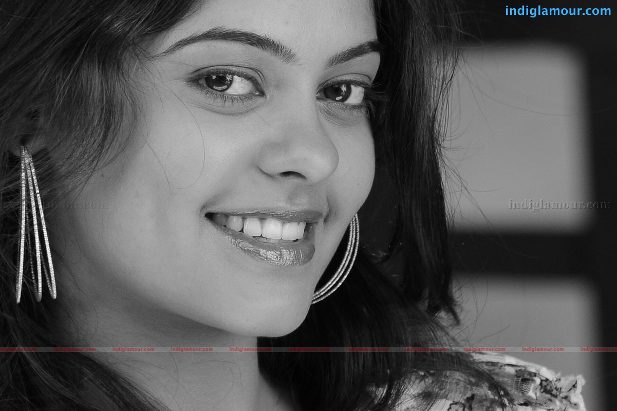 Bindhu Madhavi Actress hd photo