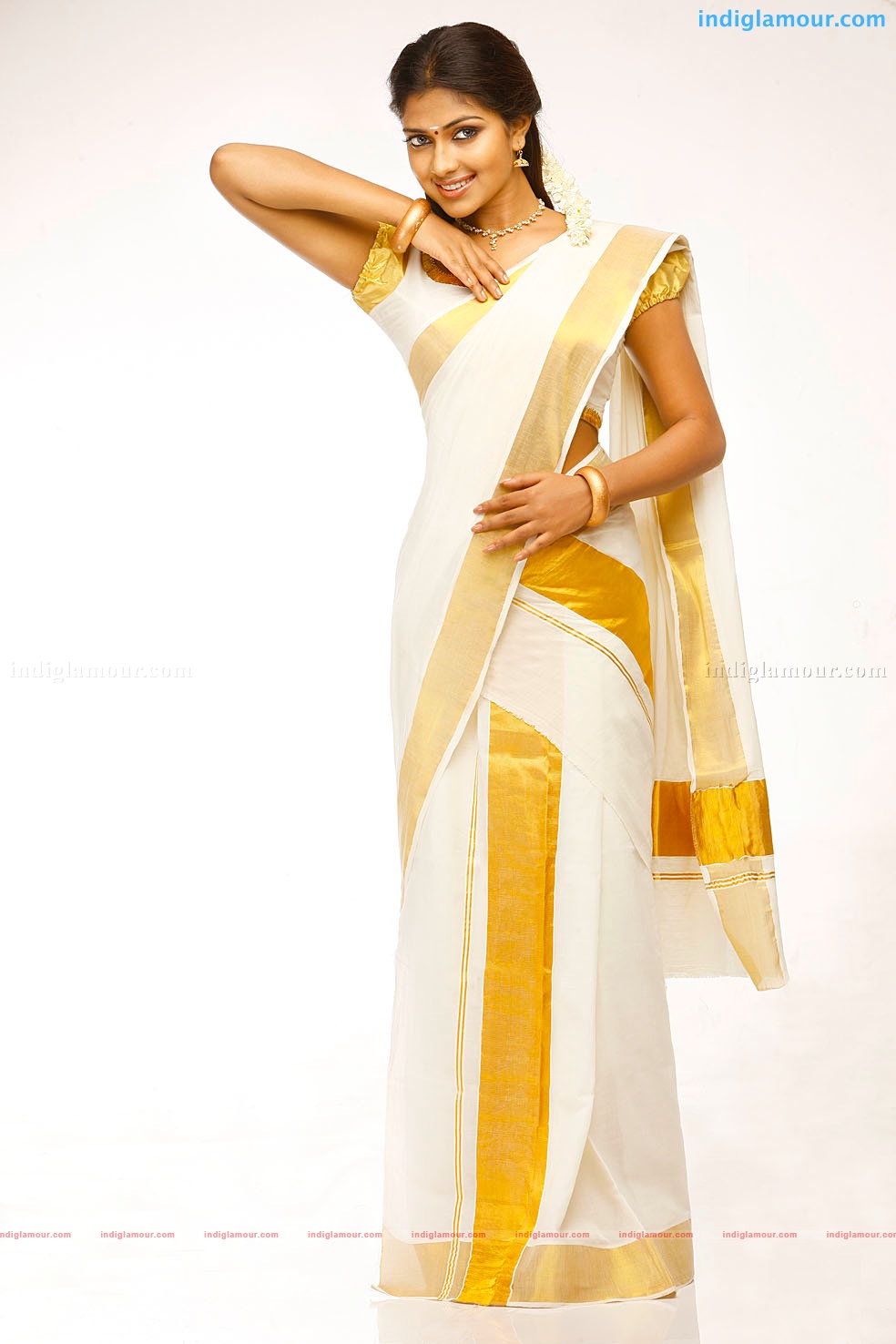 Amala Paul Actress hd photo
