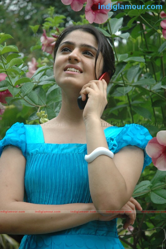 Shefali Sharma Actress hd photo