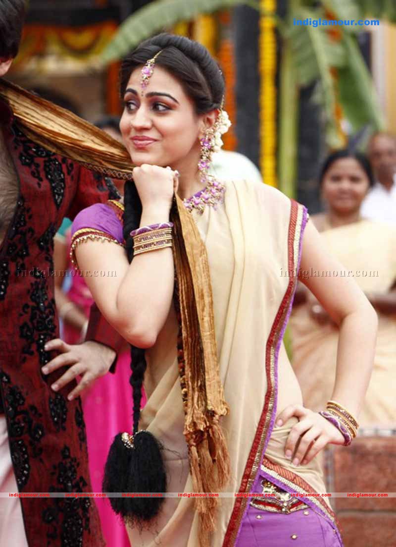 Aksha Actress hd photo