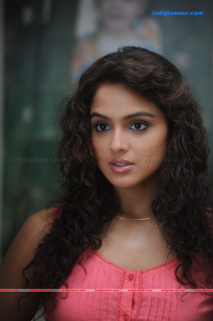 Asmita Sood Actress hd photo