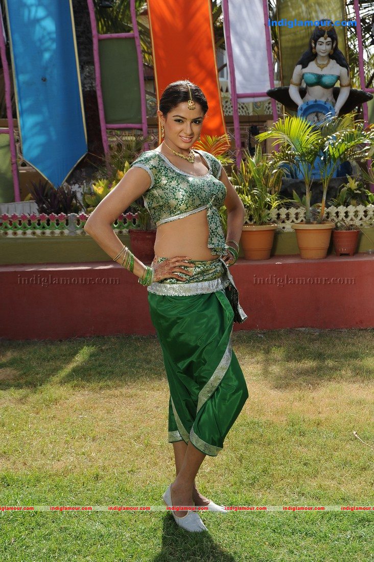 Asmita Sood Actress hd photo