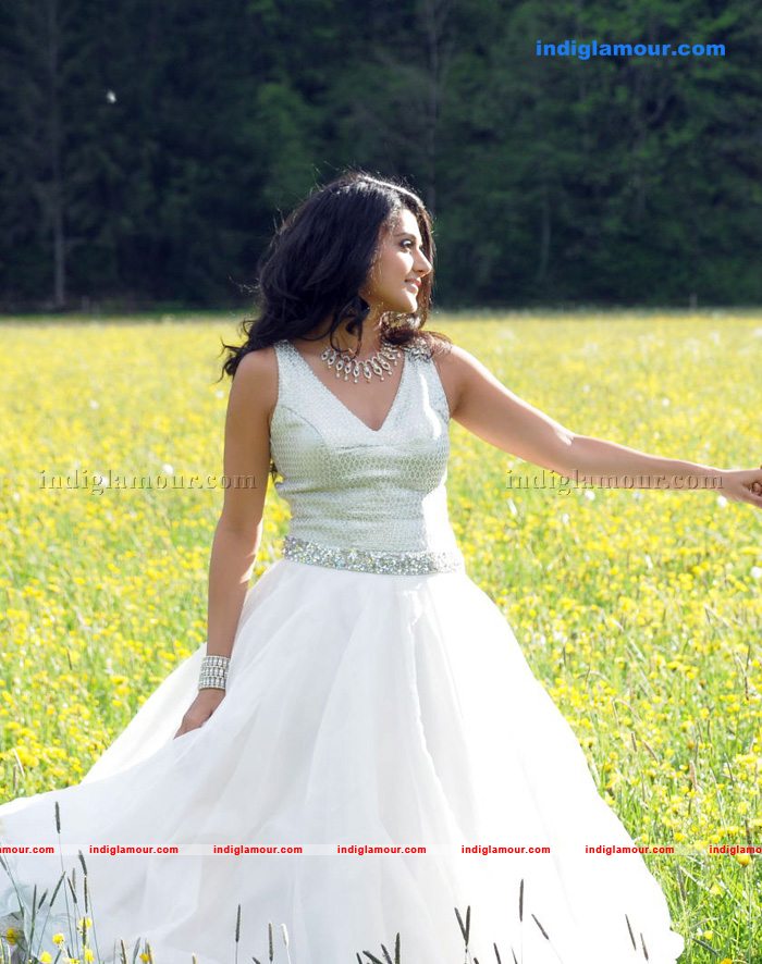 Tapsee Actress hd photo
