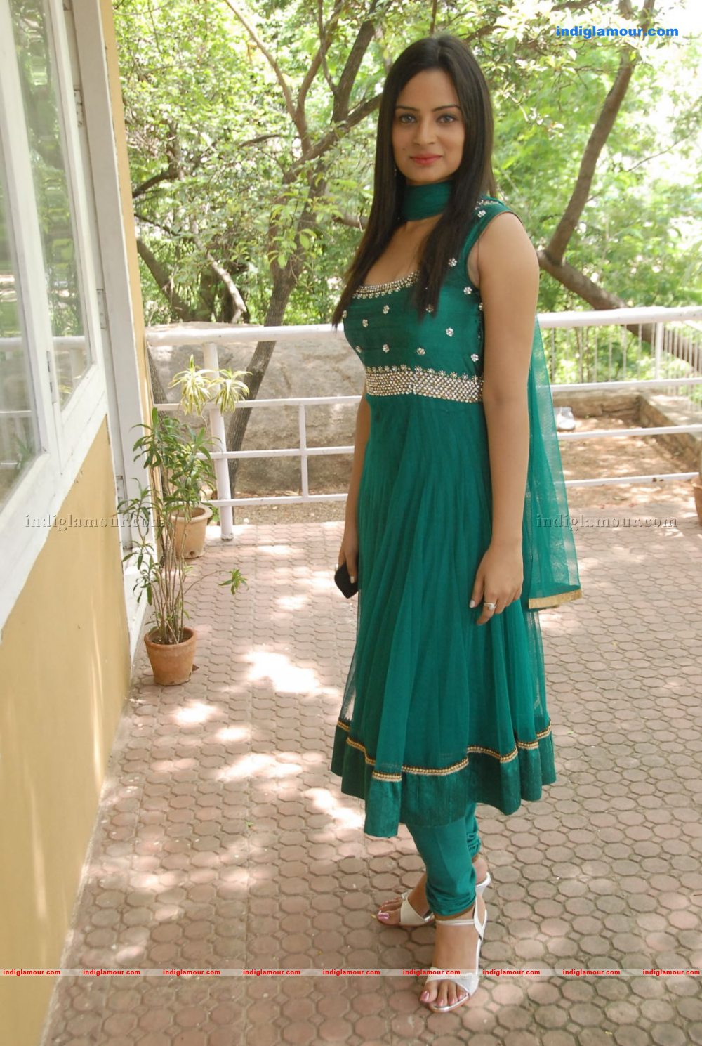 Anuhya Actress hd photo