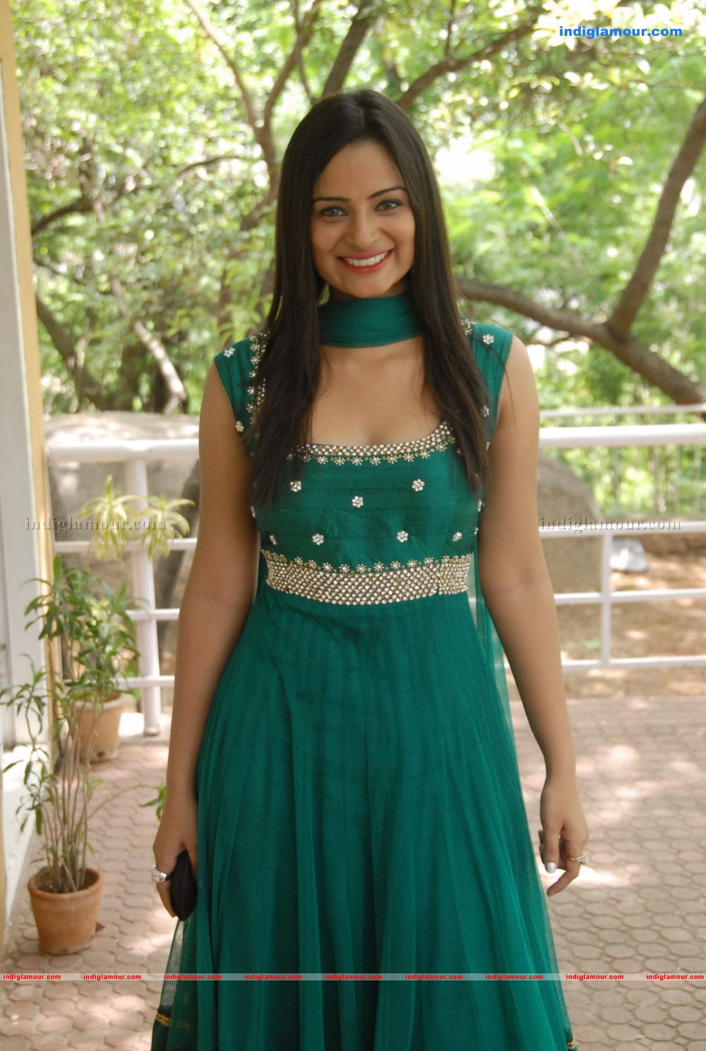 Anuhya Actress hd photo