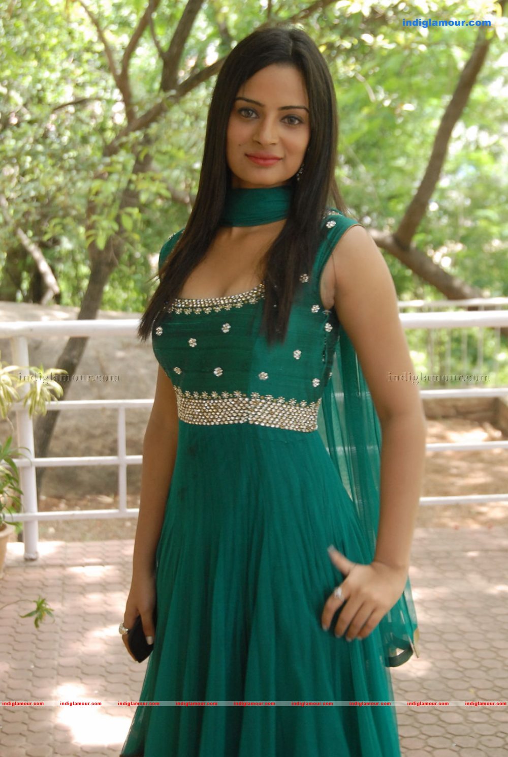 Anuhya Actress hd photo