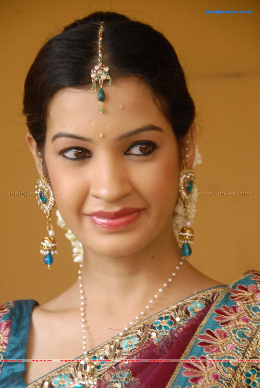 Diksha Panth Actress hd photo
