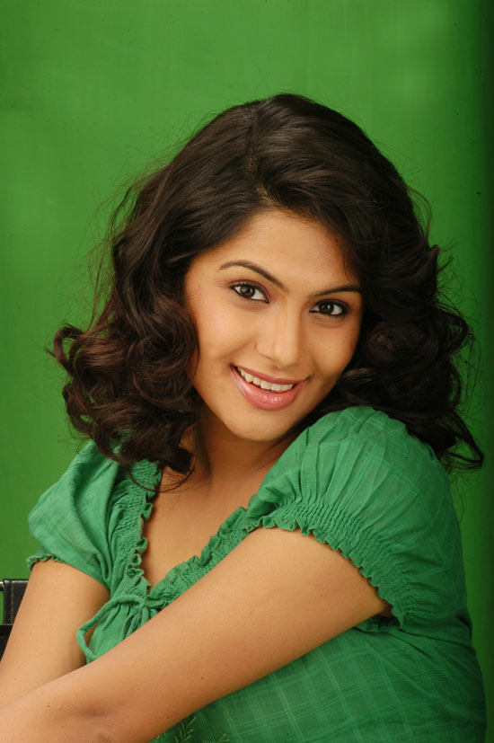 Shruthi Actress hd photo