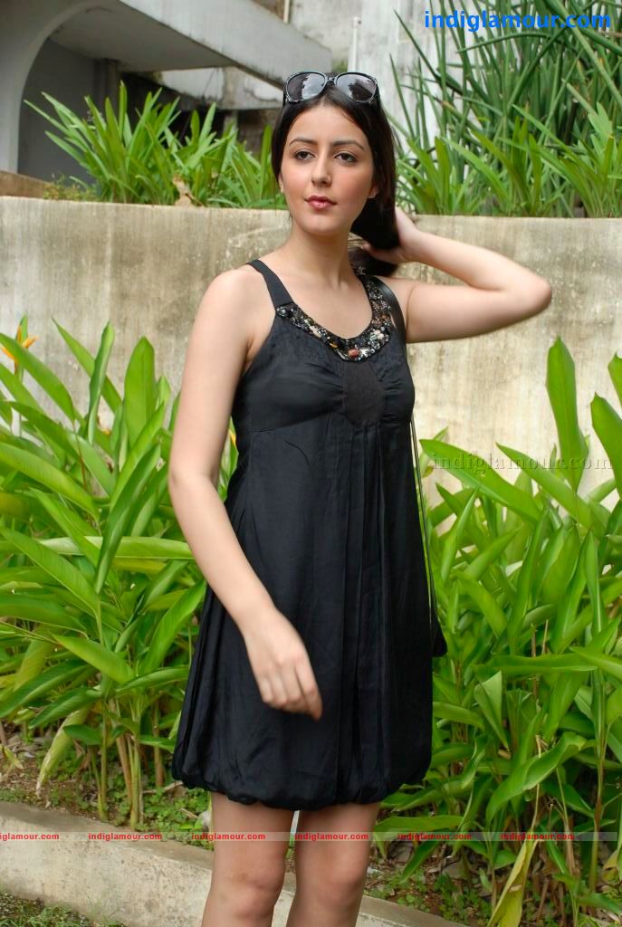 Anukei Actress hd photo