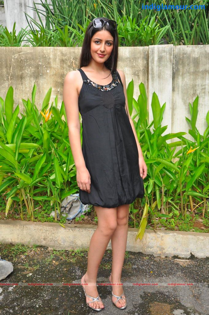 Anukei Actress hd photo