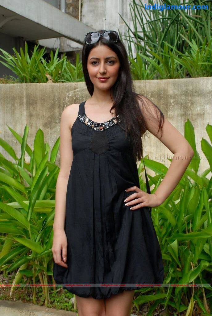 Anukei Actress hd photo