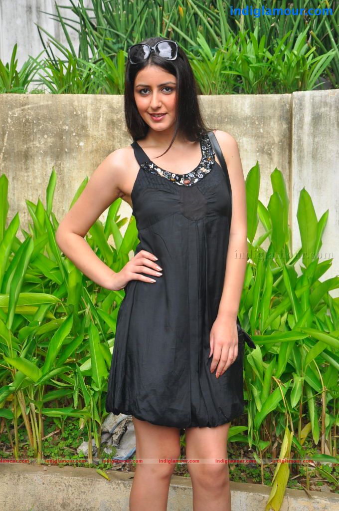 Anukei Actress hd photo