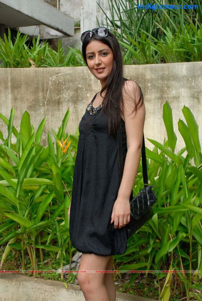 Anukei Actress hd photo