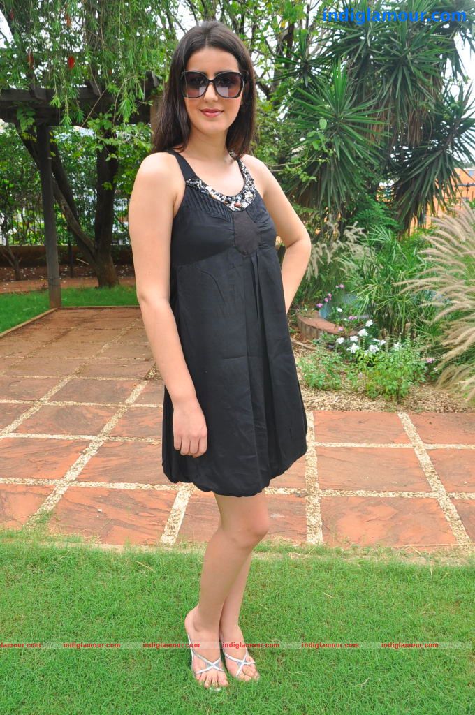 Anukei Actress hd photo