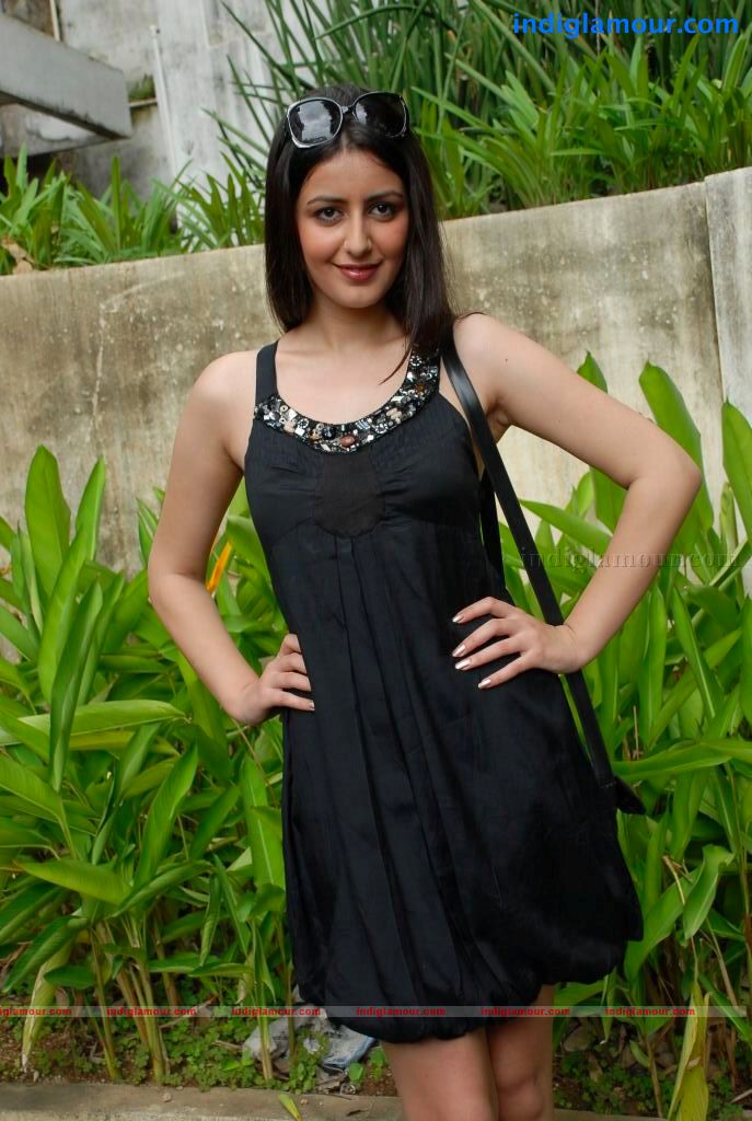 Anukei Actress hd photo