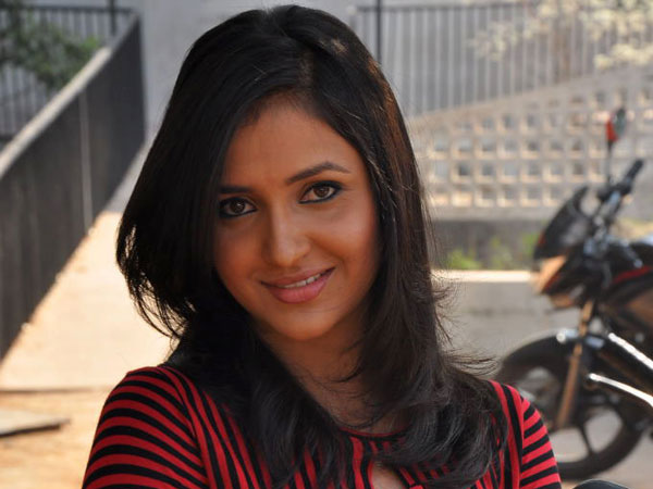 Sarayu Actress hd photo