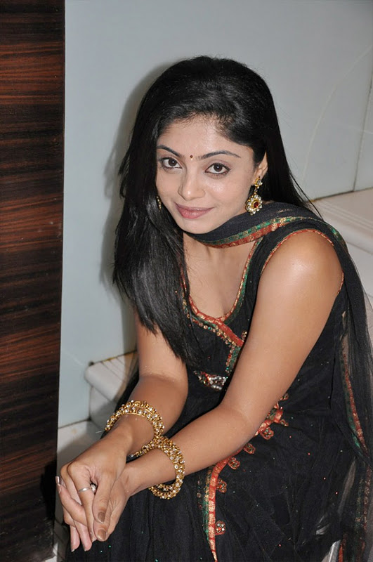 Shikha Actress hd photo
