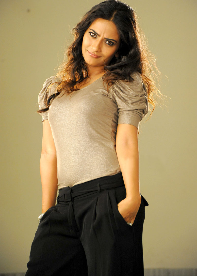 Aditi Sharma Actress hd photo