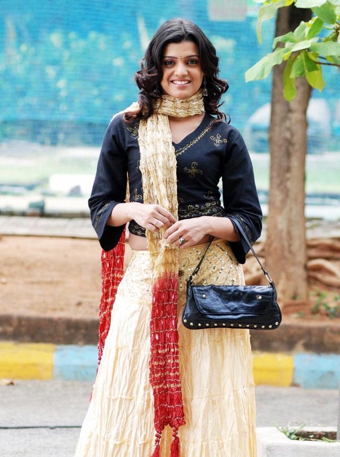 Tasha Kaushik Actress hd photo
