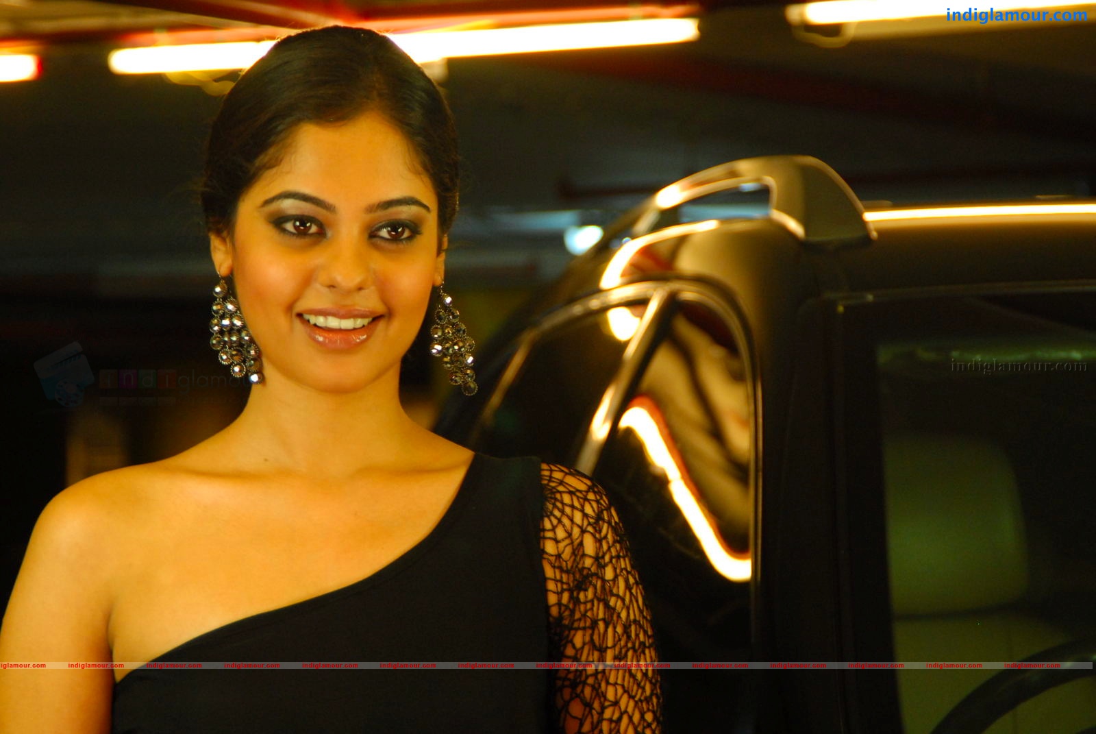 Bindhu Madhavi Actress hd photo