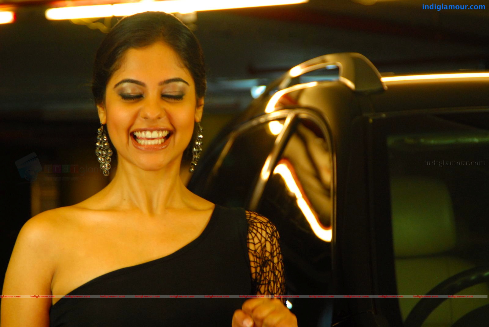 Bindhu Madhavi Actress hd photo