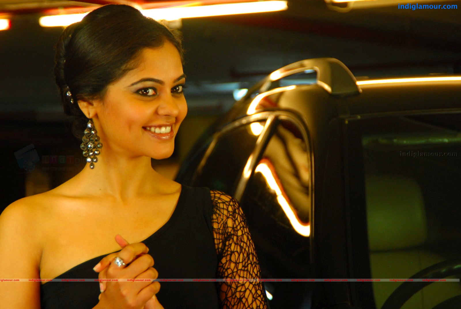 Bindhu Madhavi Actress hd photo