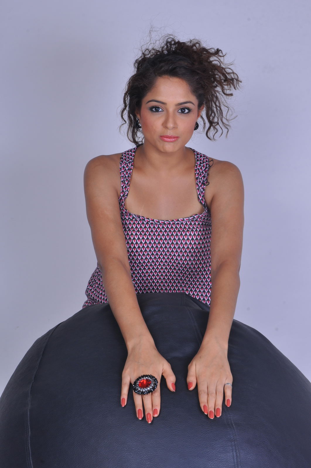 Asmita Sood Actress hd photo