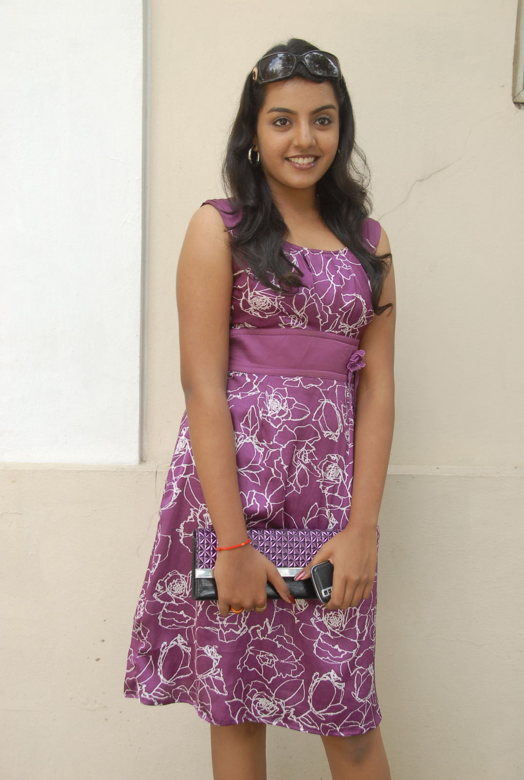 Divya Nagesh Actress hd photo