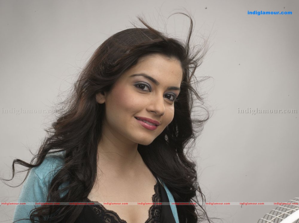 Sambhavi Actress hd photo