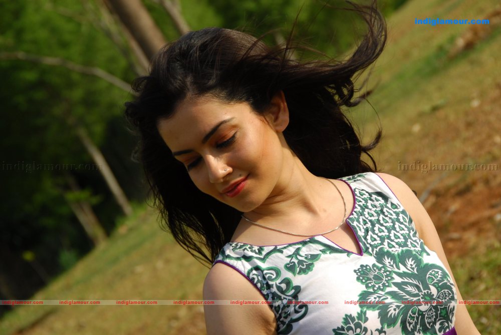 Sambhavi Actress hd photo