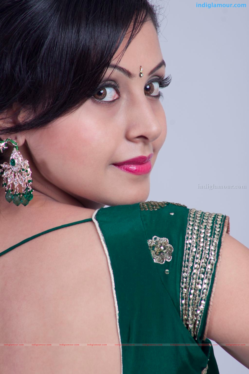 Neelam Gouhrani Actress hd photo