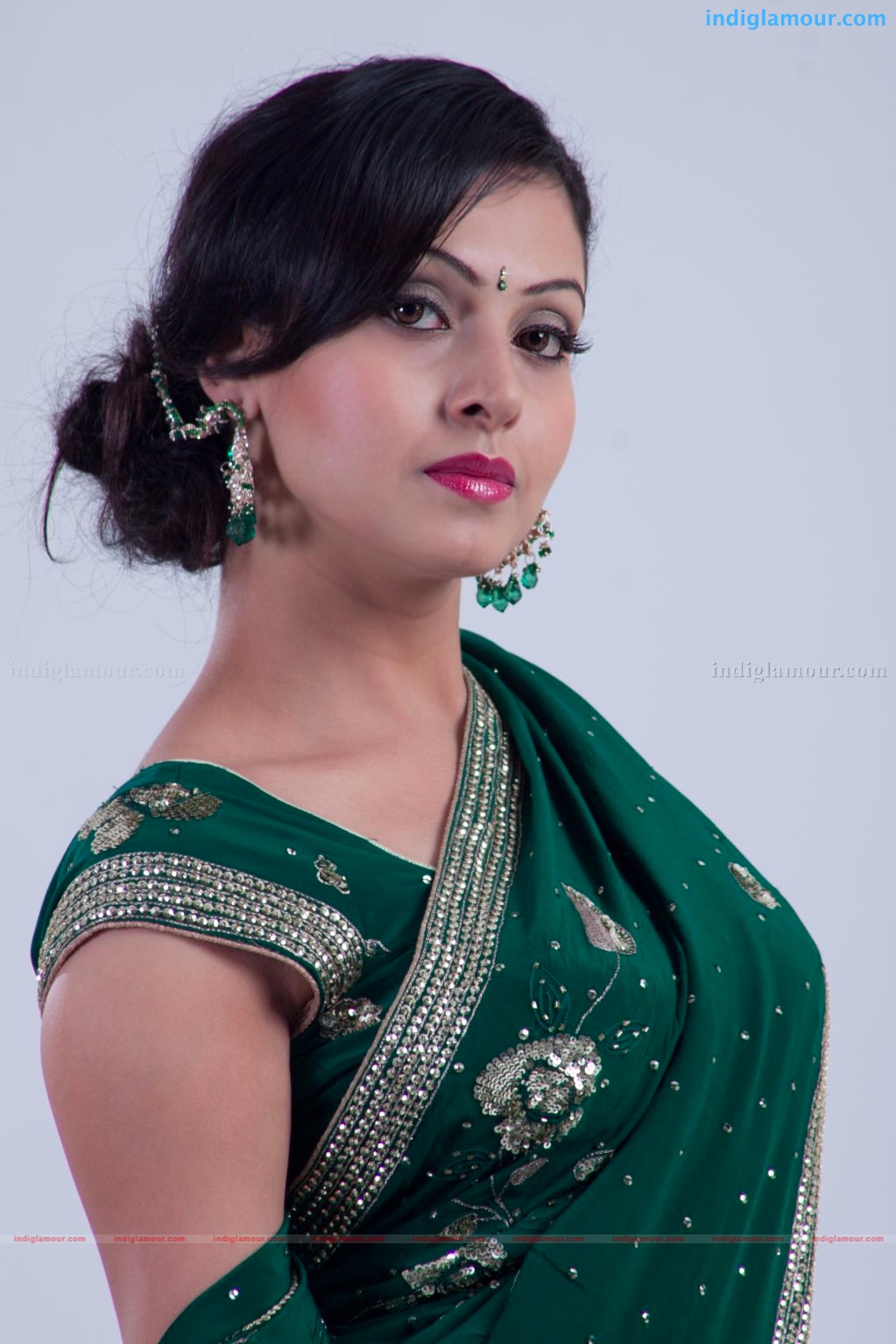 Neelam Gouhrani Actress hd photo