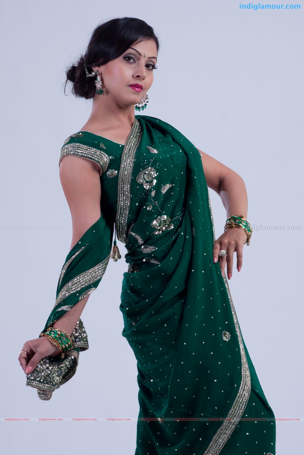 Neelam Gouhrani Actress hd photo