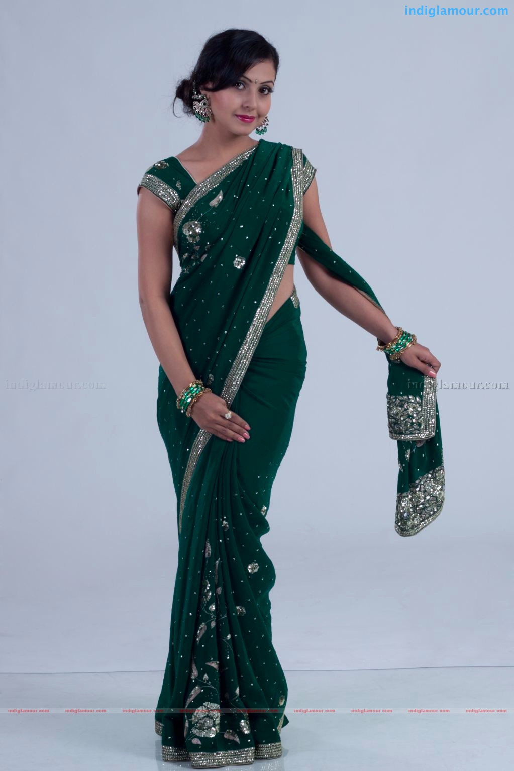 Neelam Gouhrani Actress hd photo