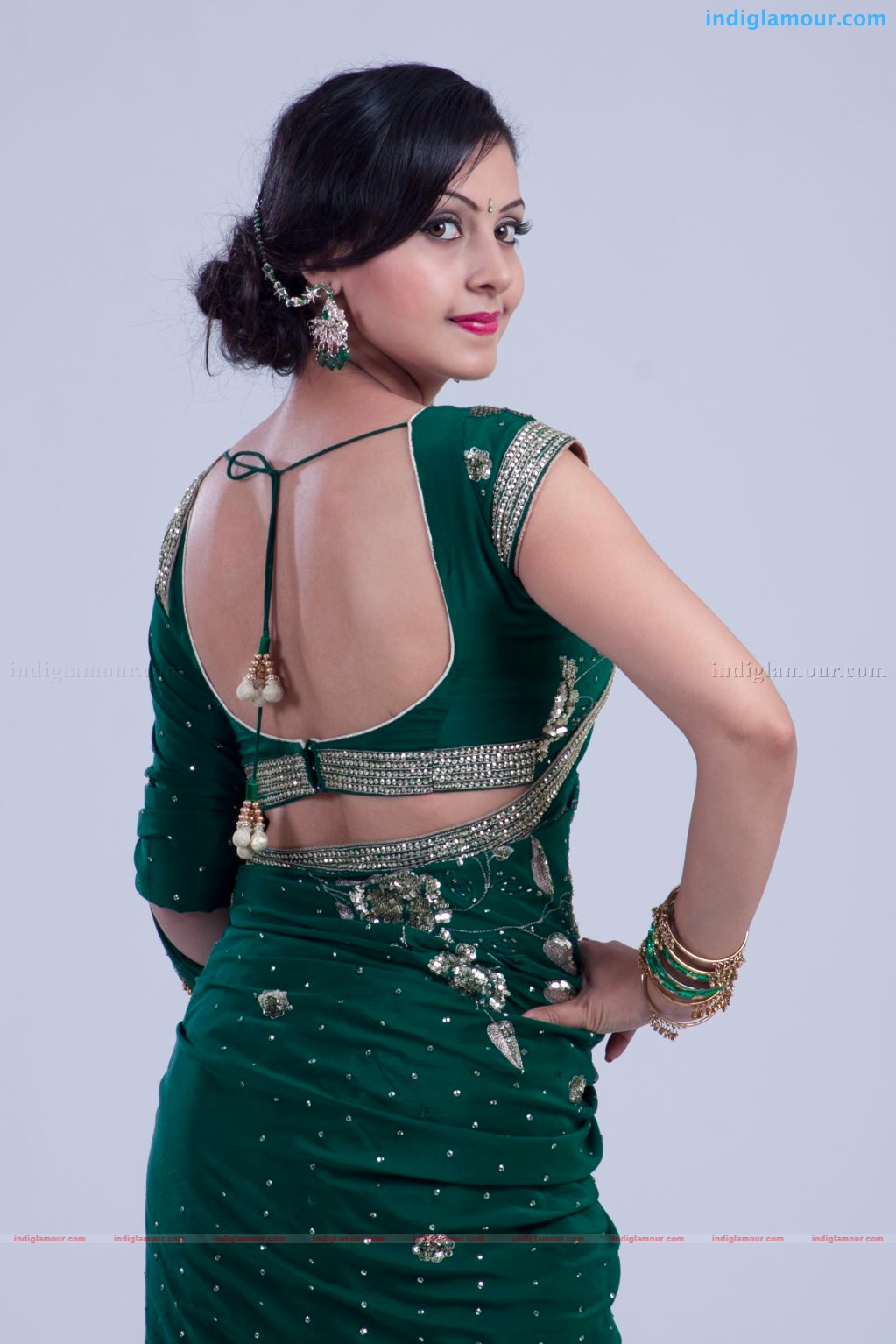 Neelam Gouhrani Actress hd photo