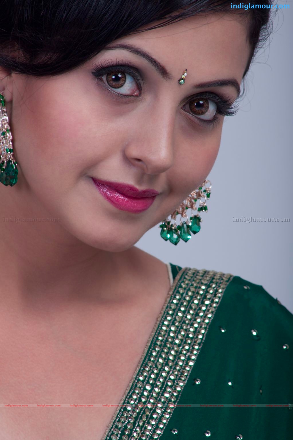 Neelam Gouhrani Actress hd photo