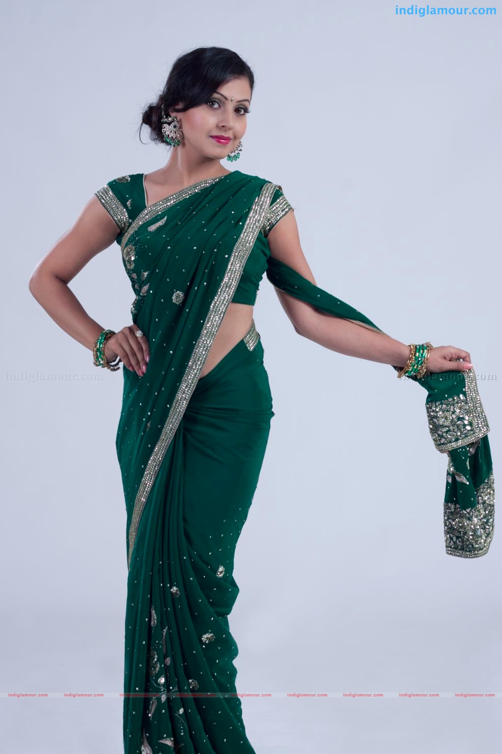 Neelam Gouhrani Actress hd photo