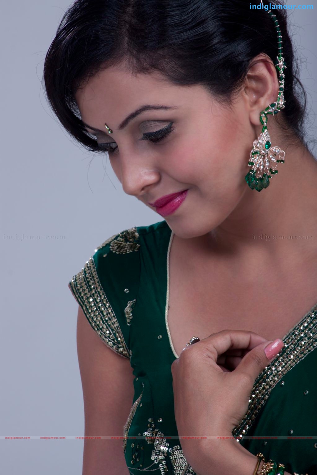Neelam Gouhrani Actress hd photo