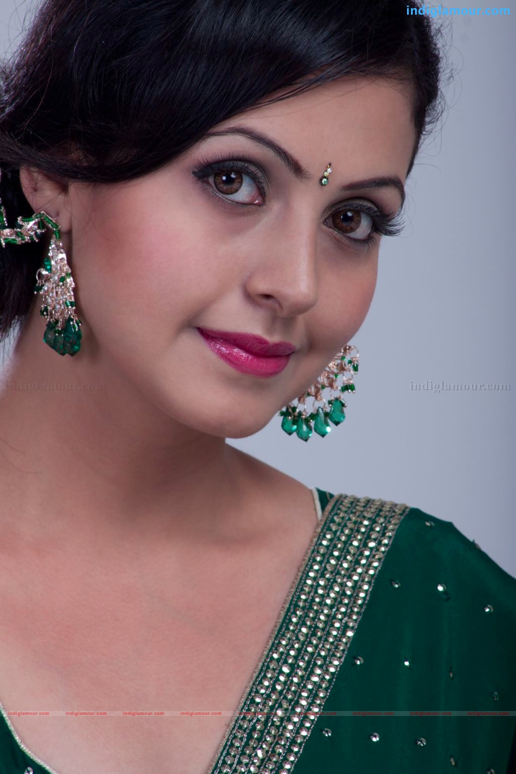 Neelam Gouhrani Actress hd photo
