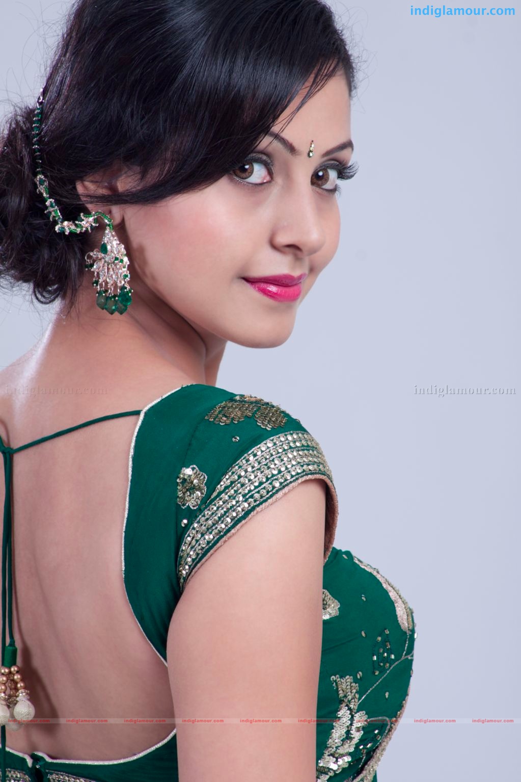 Neelam Gouhrani Actress hd photo