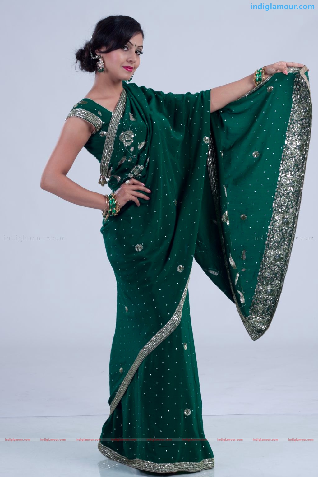 Neelam Gouhrani Actress hd photo
