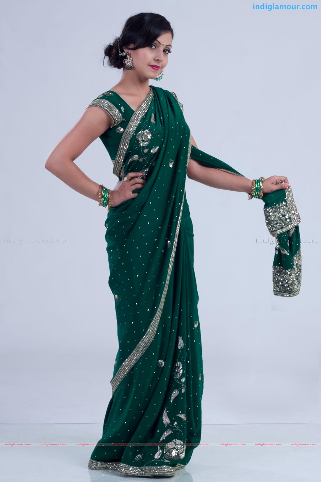 Neelam Gouhrani Actress hd photo