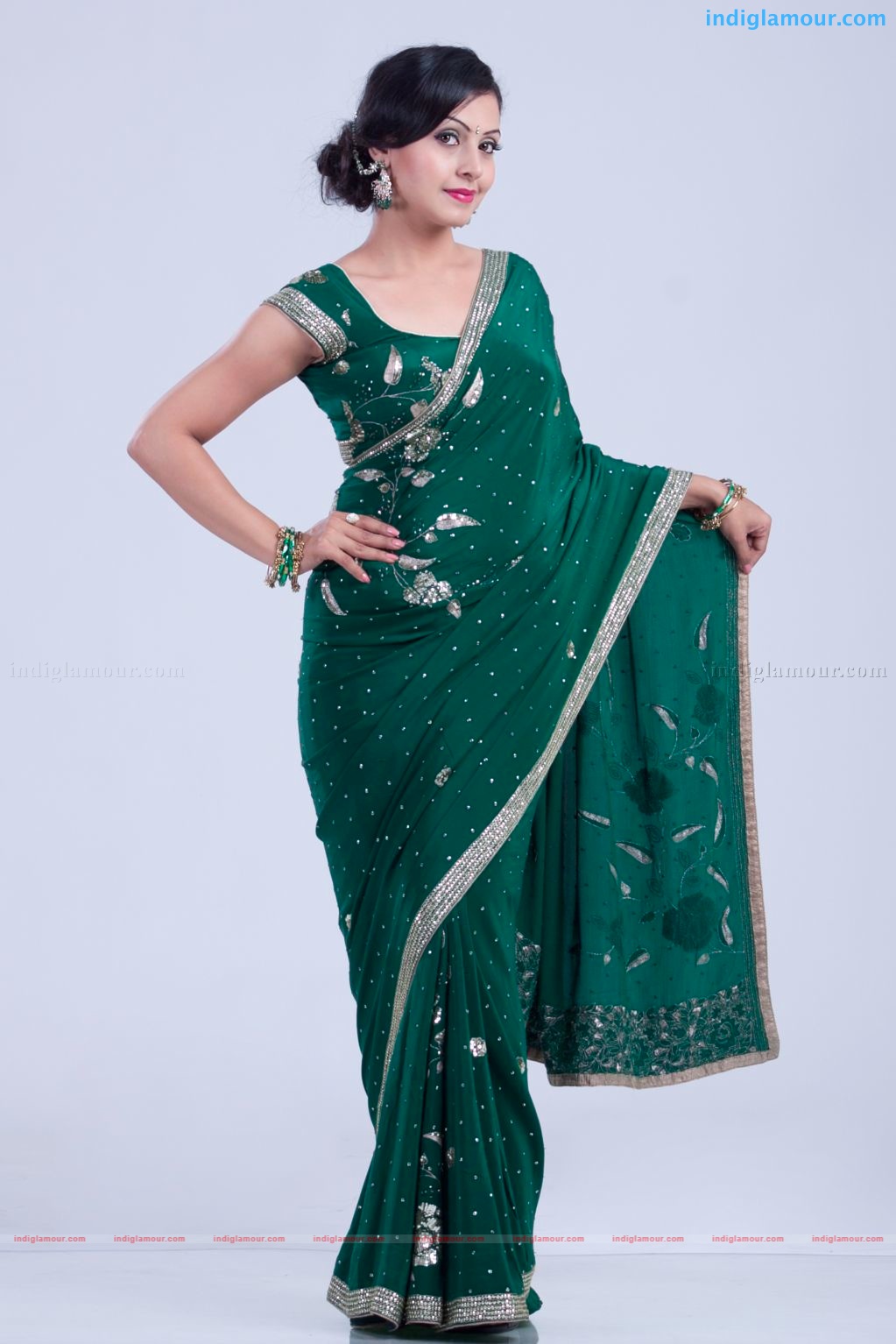 Neelam Gouhrani Actress hd photo
