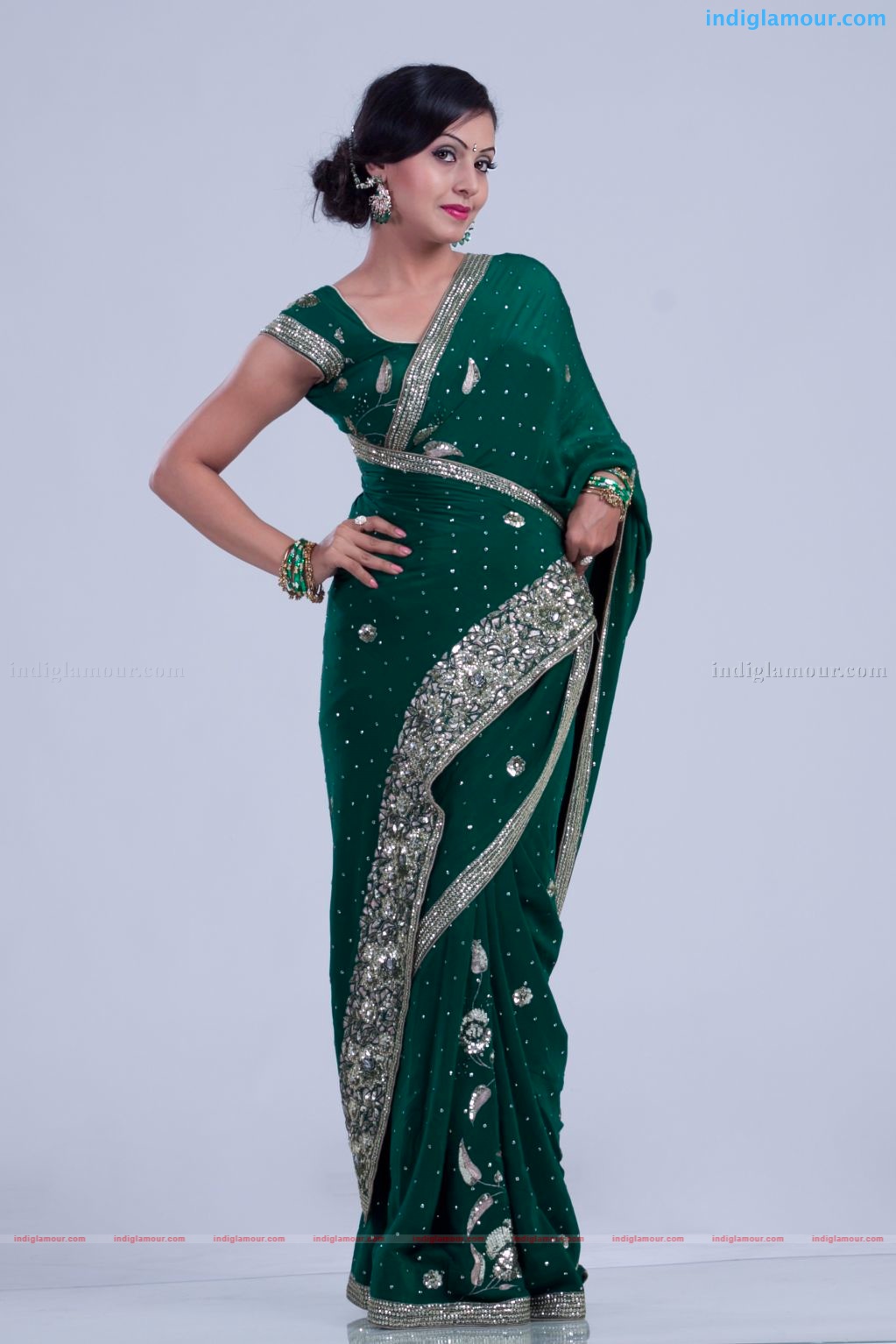 Neelam Gouhrani Actress hd photo