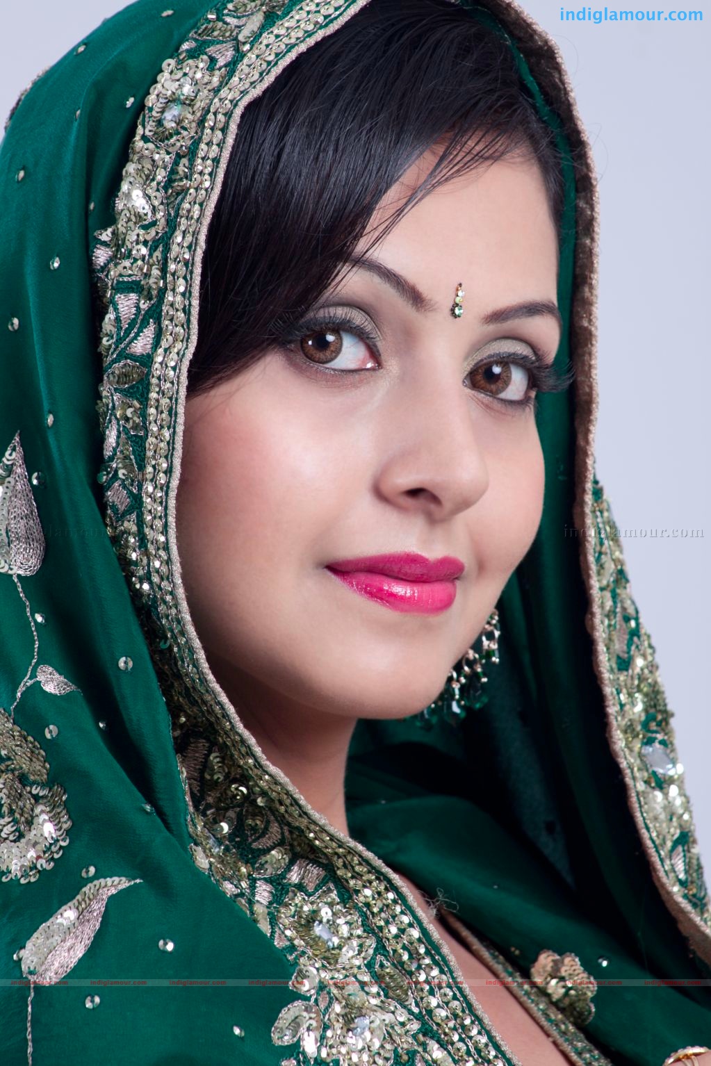 Neelam Gouhrani Actress hd photo