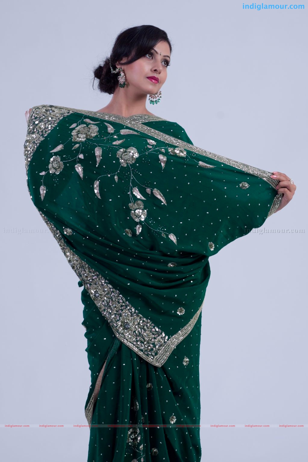 Neelam Gouhrani Actress hd photo