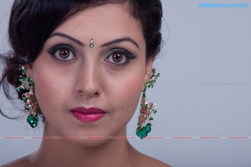 Neelam Gouhrani Actress hd photo